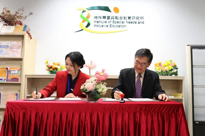 相片集 - 特殊需要与融合教育研究所与哈萨克SDU大学签订合作框架协议  协助建立社会及融合教育研究中心 - 1